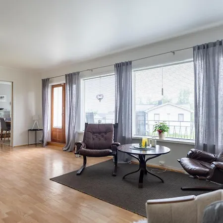 Vakantiehuis The Asby Harstad